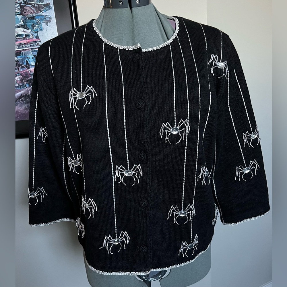 Price firm Michael Simon M embroidered spider Halloween sweater cardigan goth